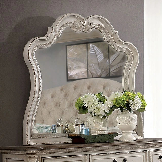 Lysandra Mirror