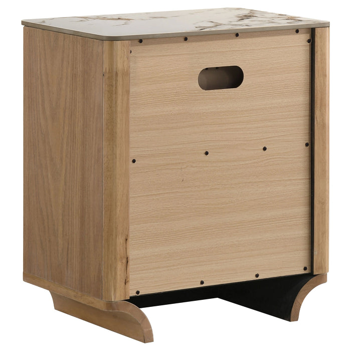 Leanne Bedroom Set