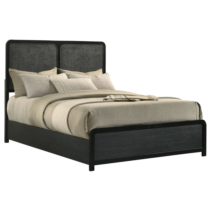 Cavelle Panel Bed