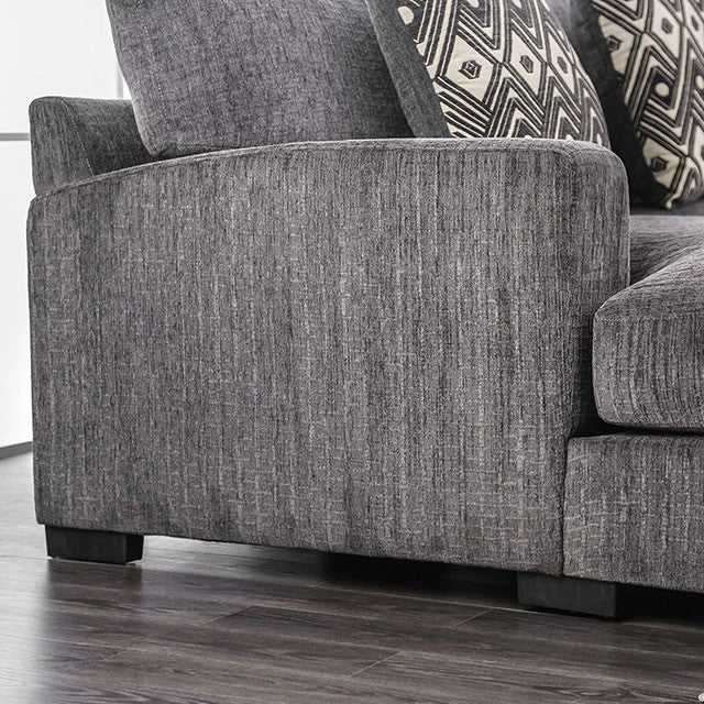 Kaylee U-Sectional w/ Right Chaise