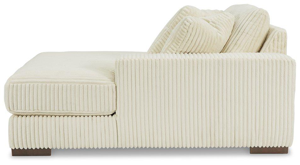 Lindyn Sectional with Chaise - Sweet Dreams Bedding & Furn (PA)