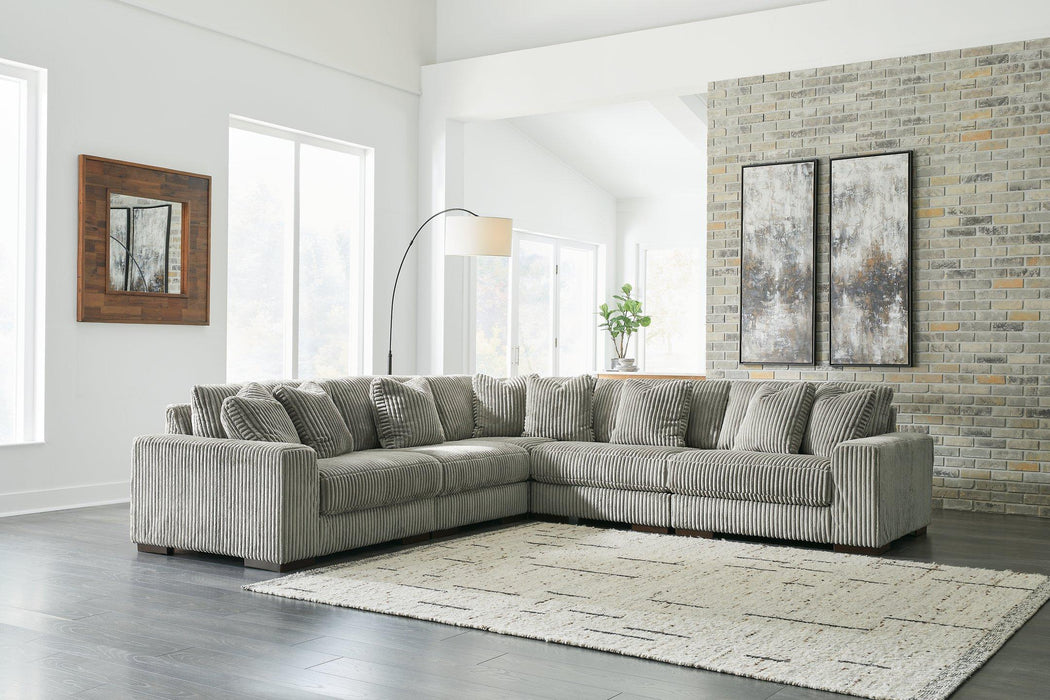 Lindyn Sectional - Sweet Dreams Bedding & Furn (PA)