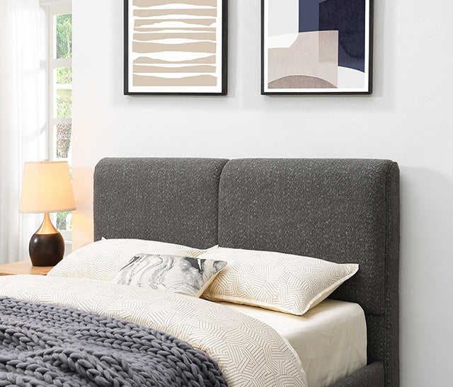 Stavern E.King, Full, & Queen Bed Grey & Black